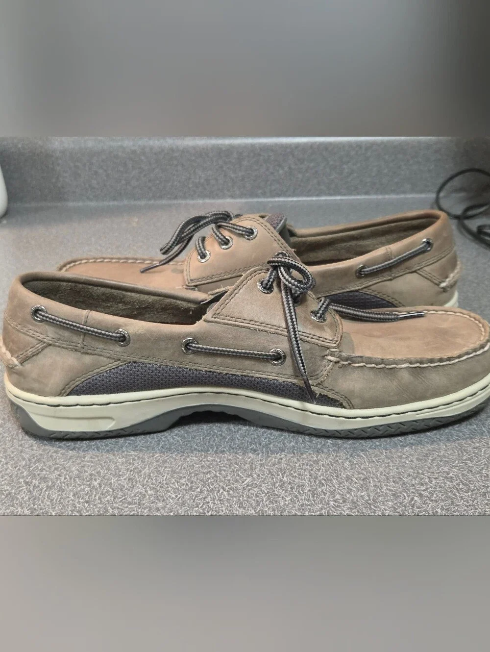 Sperry Men's Taupe Leather Boat Shoes with Contrast Laces